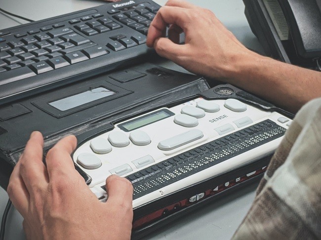 tactile language, braille keyboard for computers